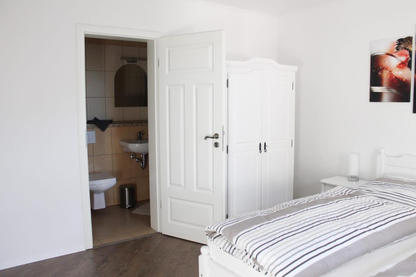 Gaestehaus Burgblick Neustadt-Glewe Habitación foto